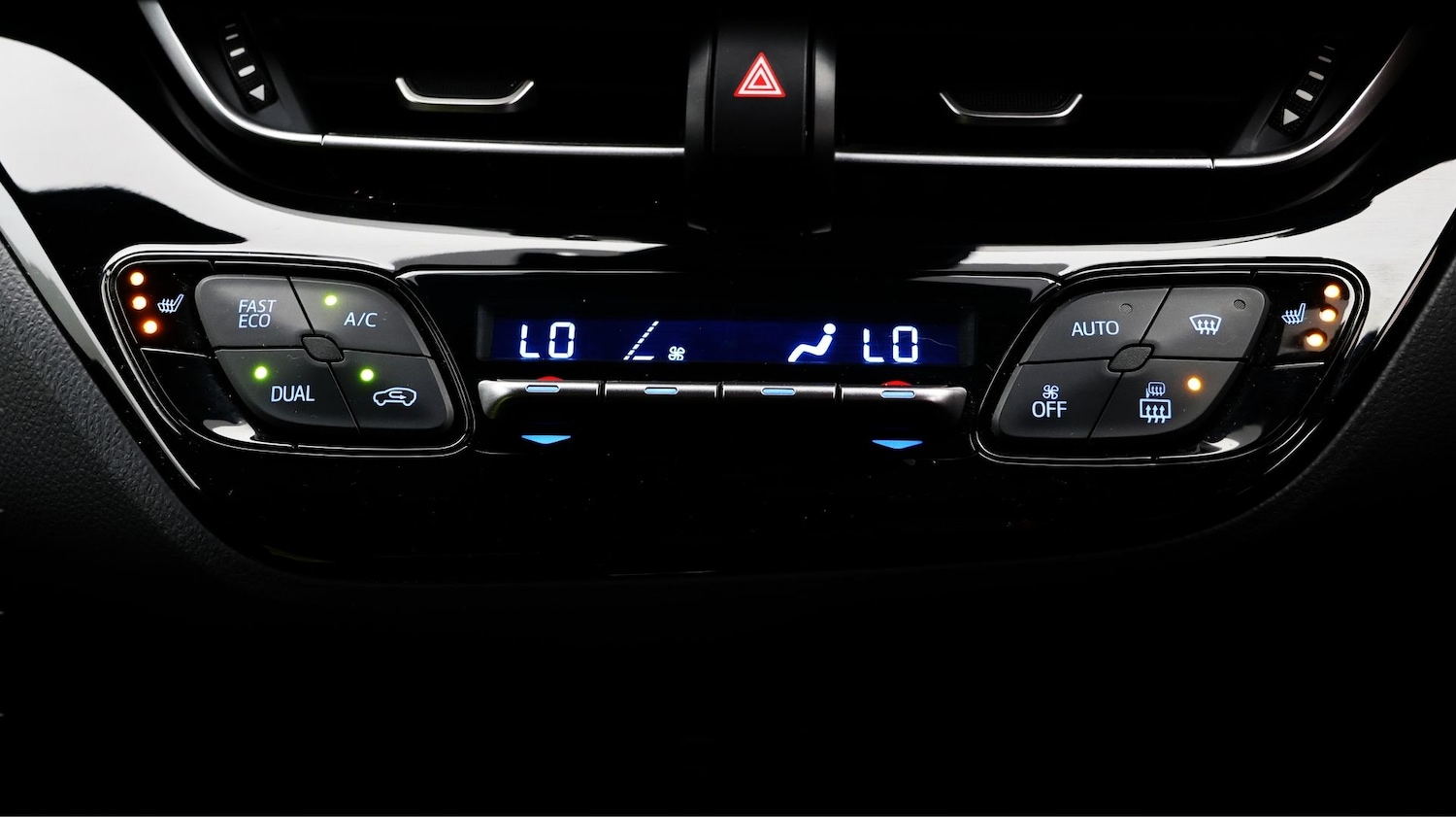 Used Toyota C-HR for sale - 77208141: Photo 12