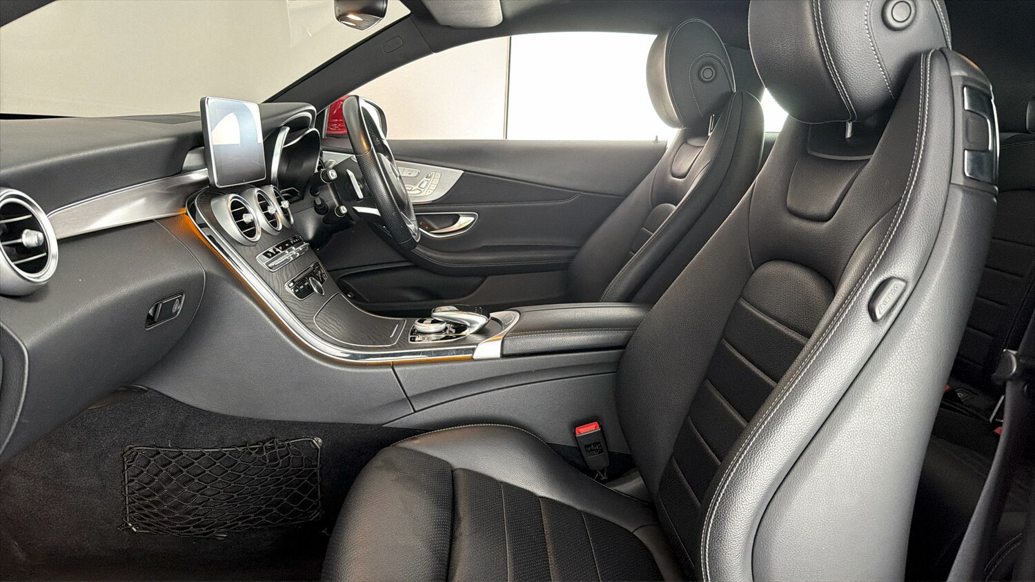 Used Mercedes-Benz C Class 2018 for sale - 77973856: Photo 12