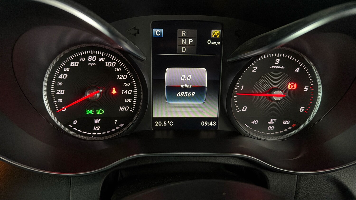 Used Mercedes-Benz C Class 2018 for sale - 77973856: Photo 25