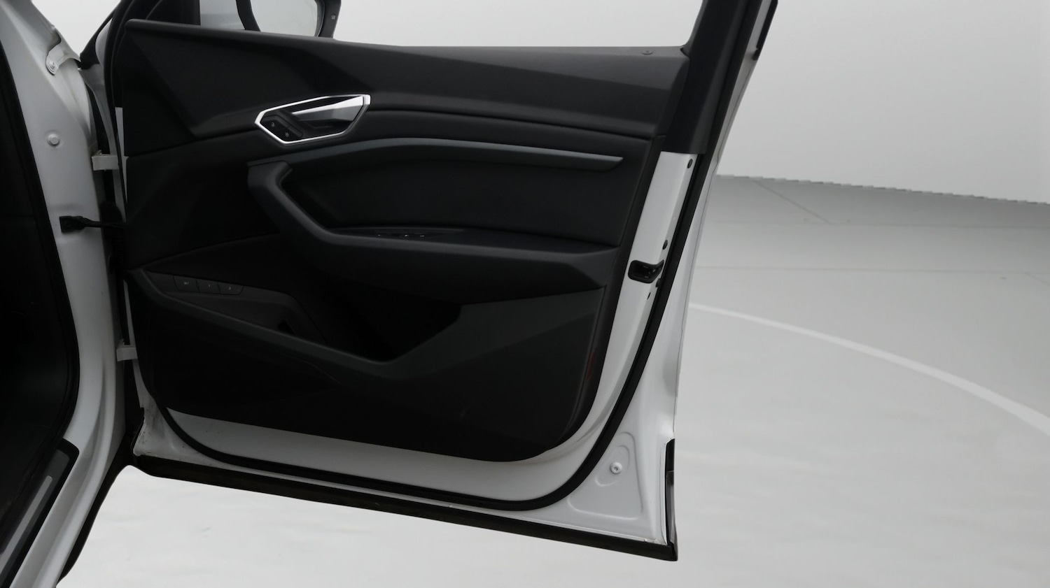 Used Audi e-tron for sale - 77182233: Photo 15