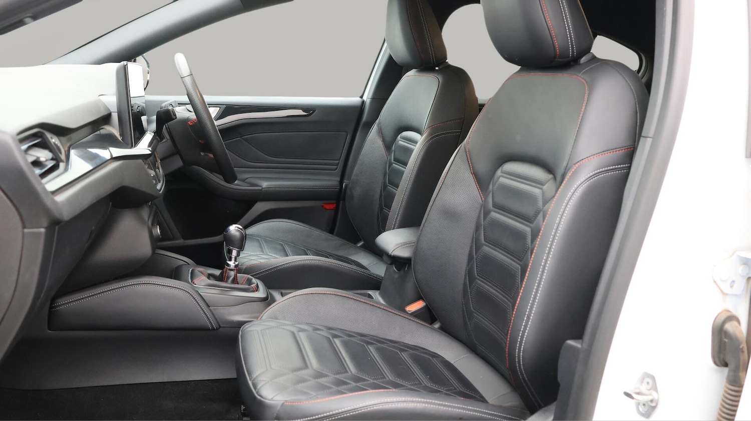 Used Ford Focus 2023 for sale - 76388790: Photo 15