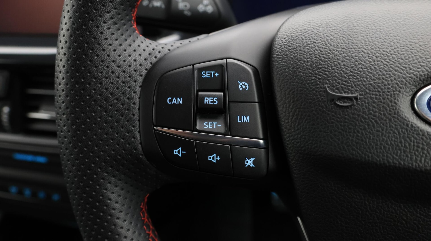 Used Ford Focus 2023 for sale - 76388790: Photo 25