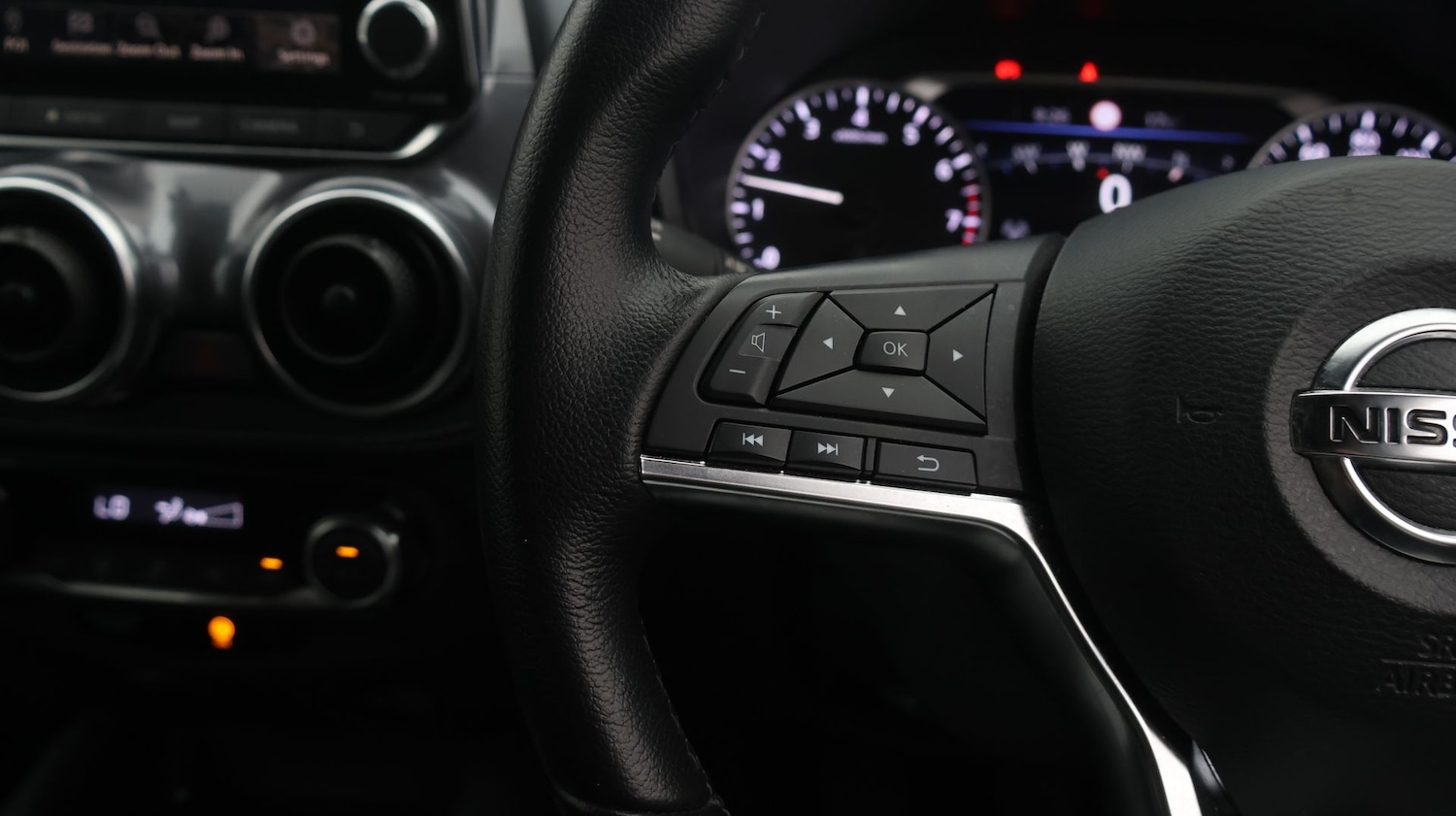 Used Nissan Juke 2022 for sale - 77690958: Photo 25