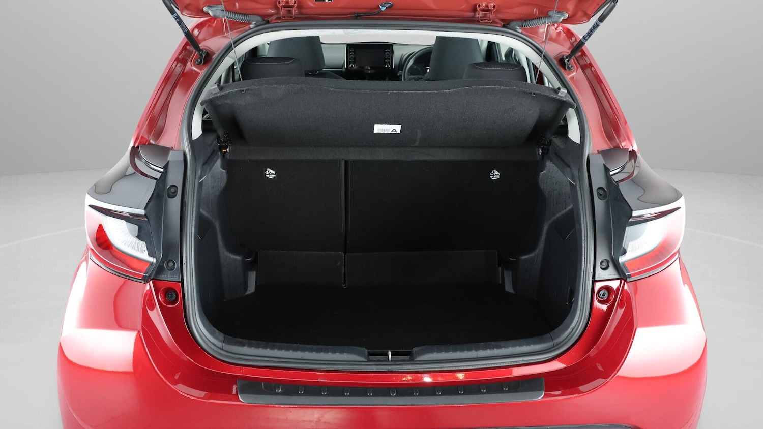 Used Toyota Yaris 2020 for sale - 76522478: Photo 18