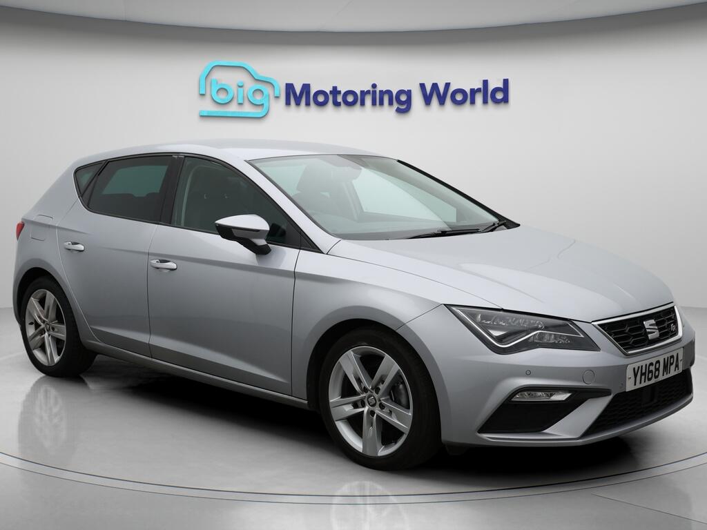 Used SEAT Leon 2019 for sale - 76689120: Photo 1