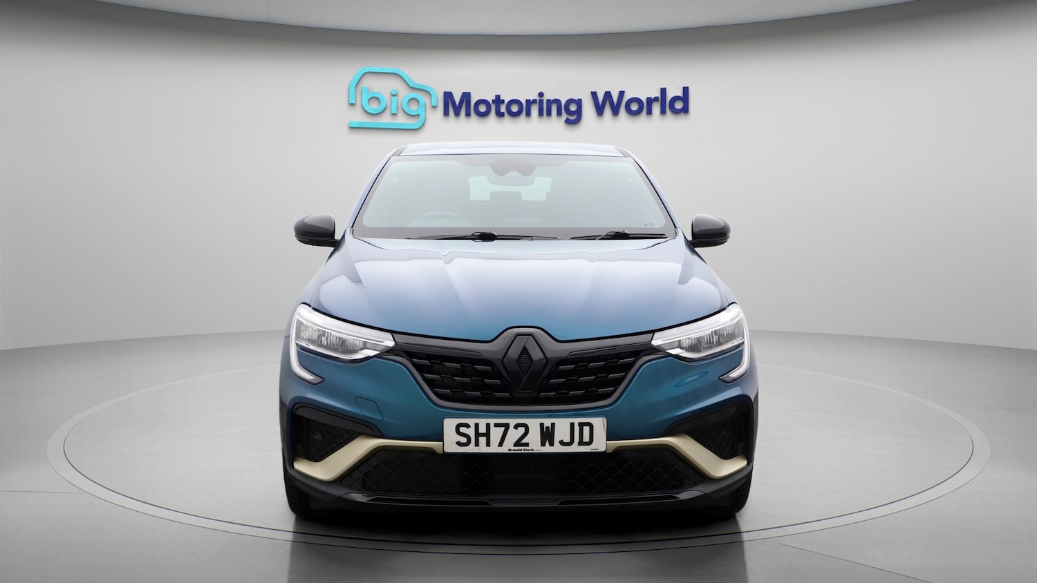 Used Renault Arkana 2023 for sale - 77530508: Photo 2