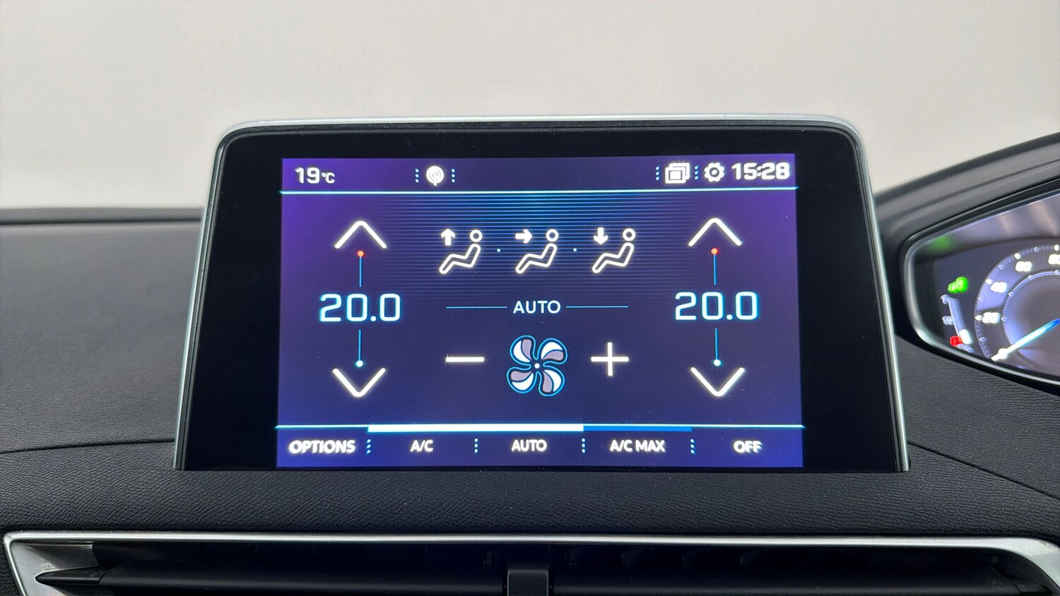 Used Peugeot 3008 2019 for sale - 77848537: Photo 12