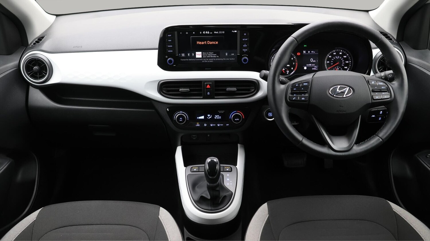 Used Hyundai i10 2022 for sale - 76370642: Photo 14