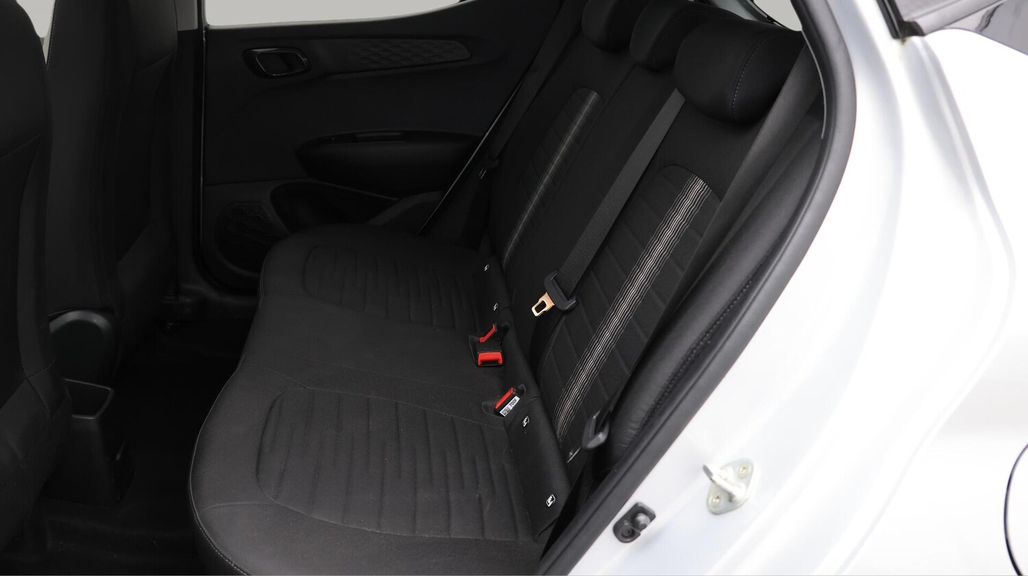 Used Hyundai i10 2022 for sale - 76370642: Photo 17