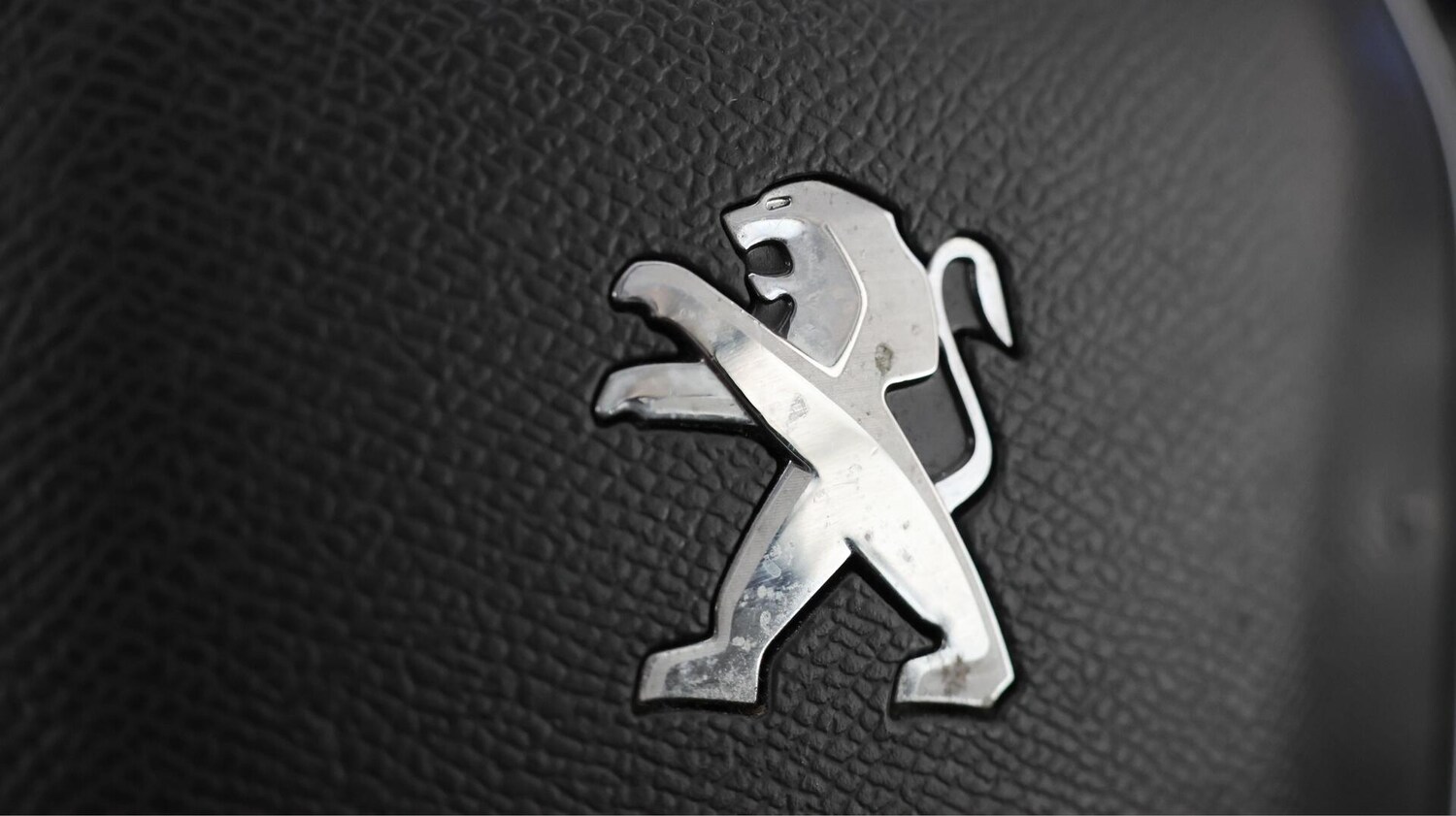 Used Peugeot 3008 2021 for sale - 75906003: Photo 22