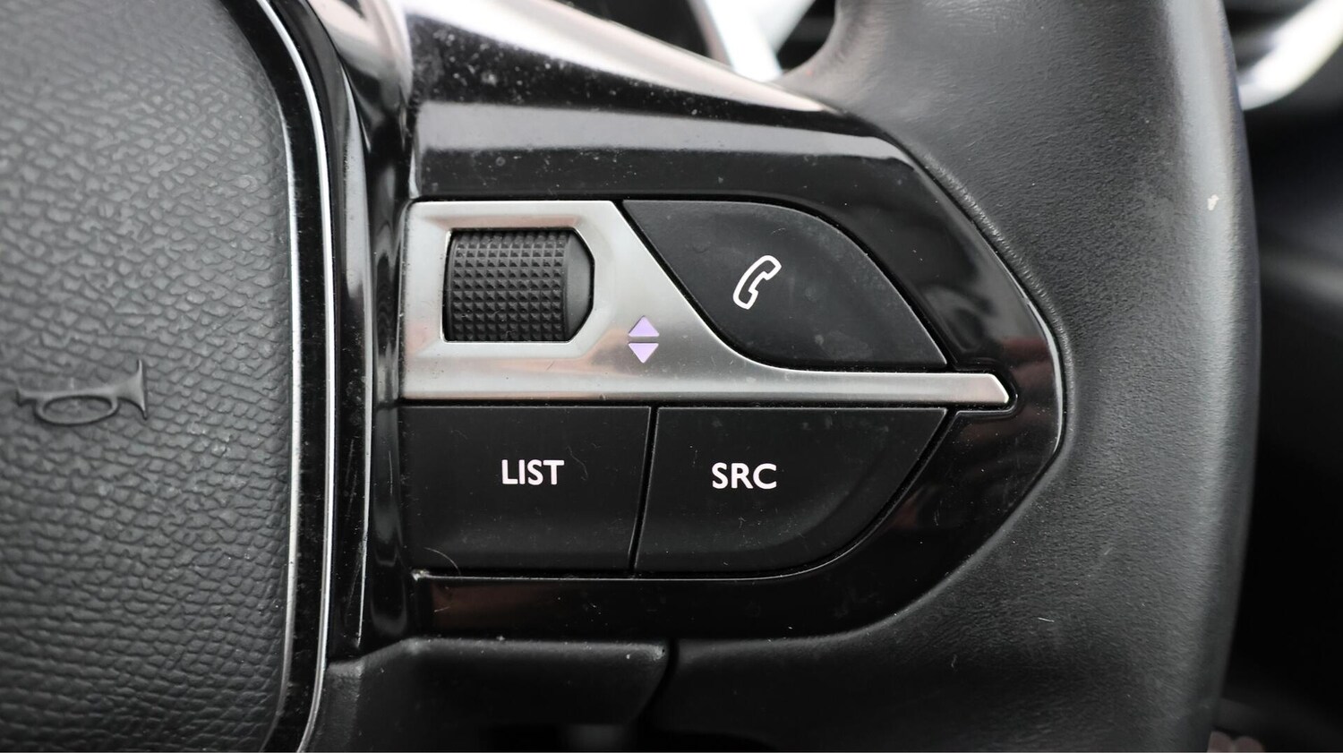 Used Peugeot 3008 2021 for sale - 75906003: Photo 24