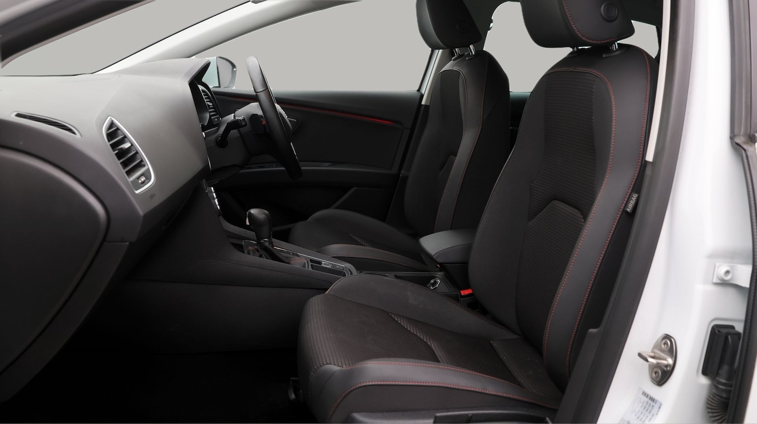 Used SEAT Leon 2018 for sale - 77668335: Photo 14