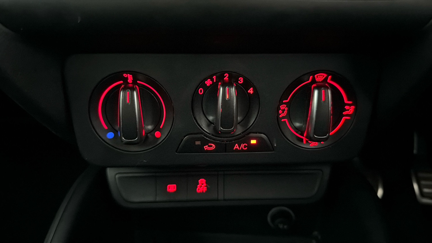 Used Audi A1 2018 for sale - 77889137: Photo 2