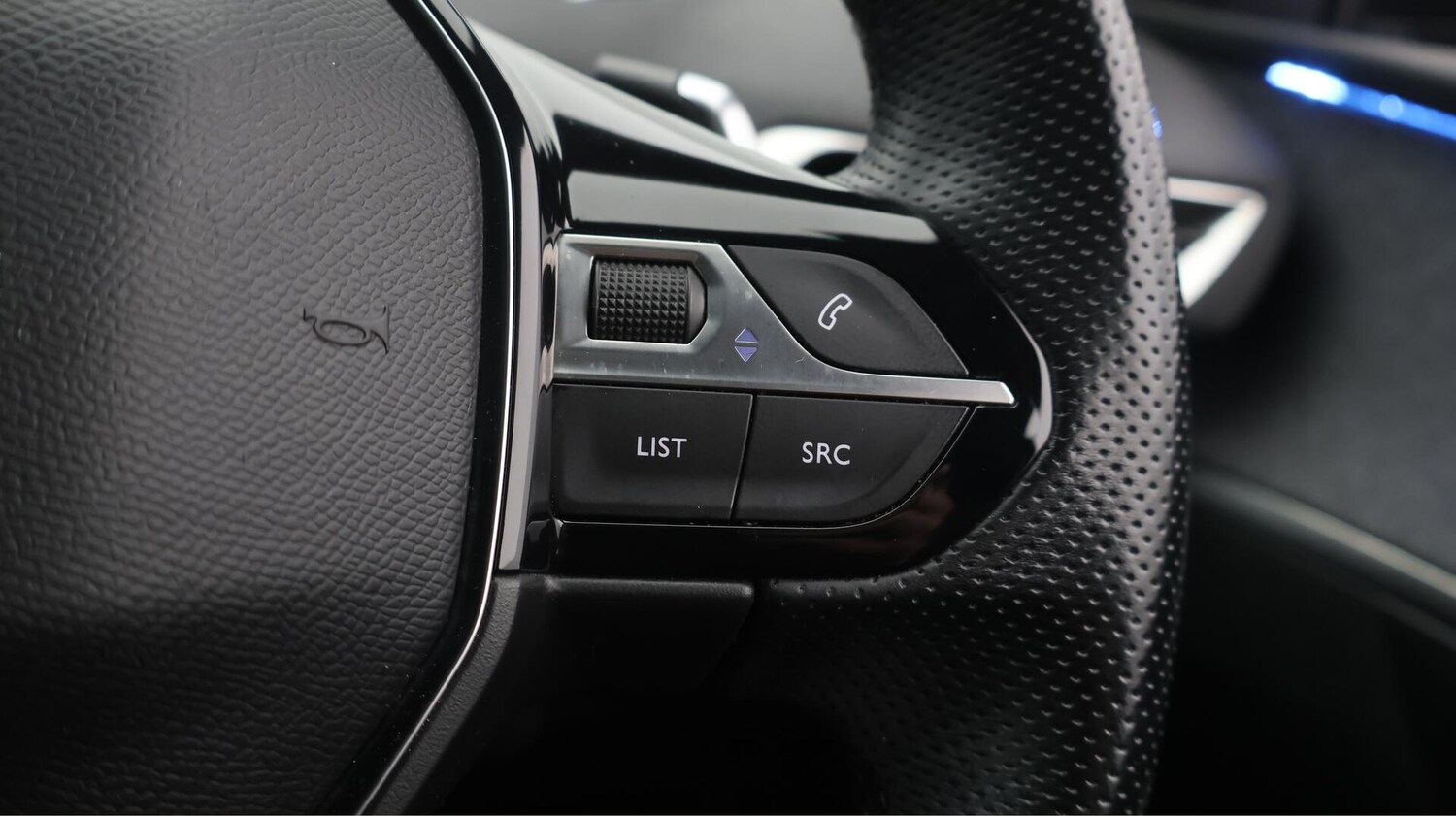 Used Peugeot 5008 2020 for sale - 76457343: Photo 30