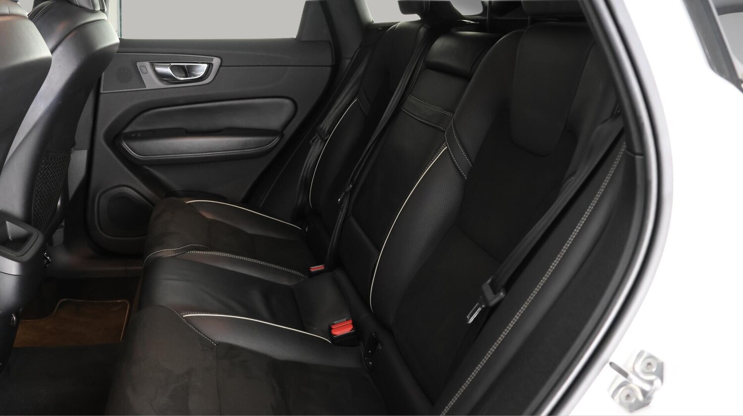 Used Volvo XC60 for sale - 76765355: Photo 17