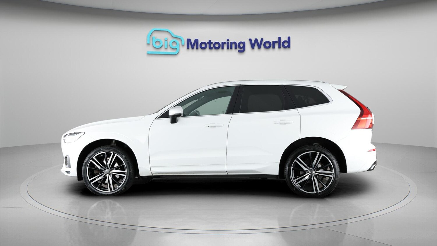Used Volvo XC60 for sale - 76765355: Photo 5
