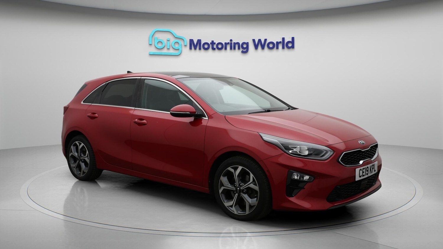 Used Kia Ceed 2019 for sale - 76389211: Photo 1