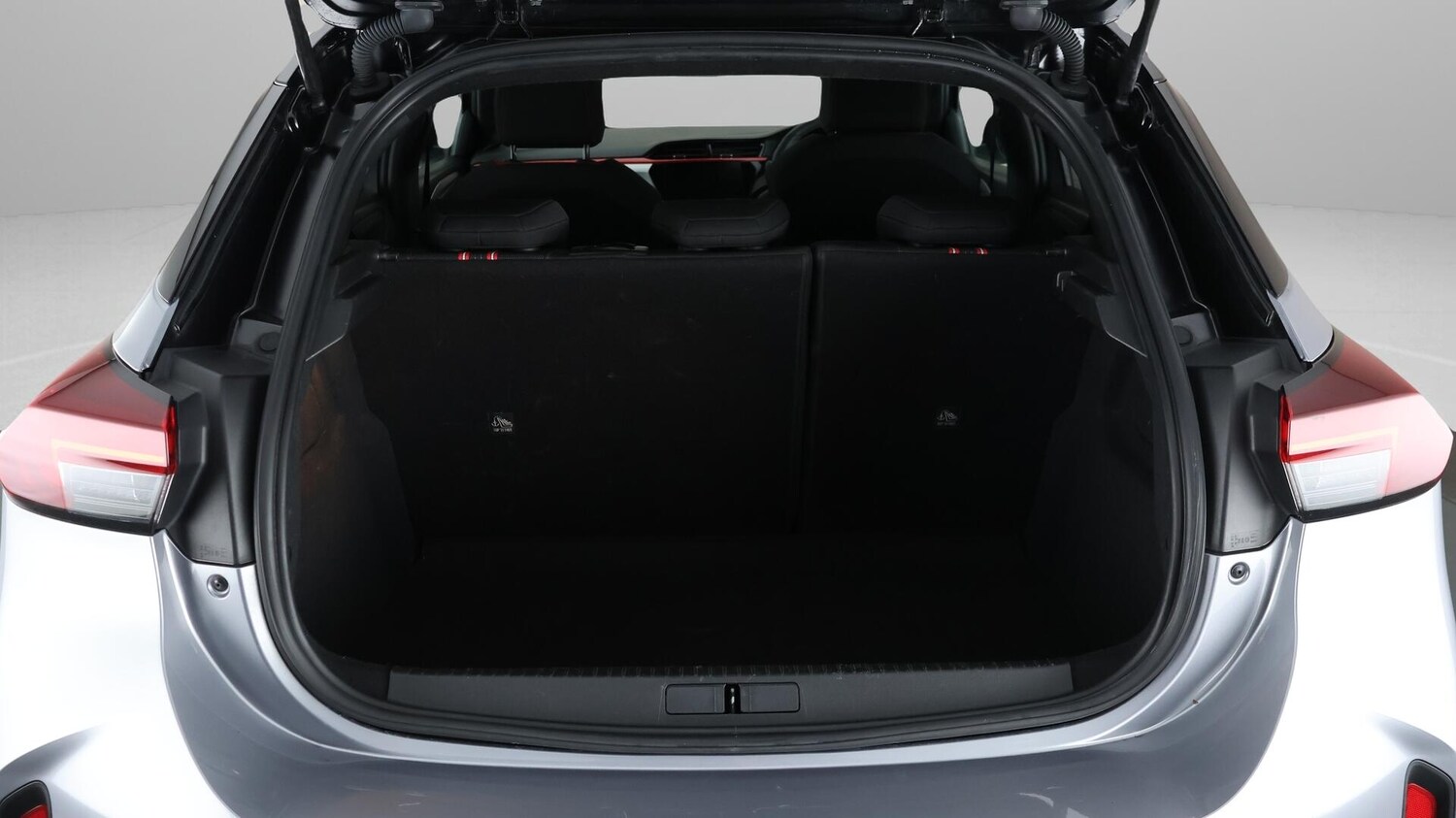 Used Vauxhall Corsa 2023 for sale - 76152324: Photo 17