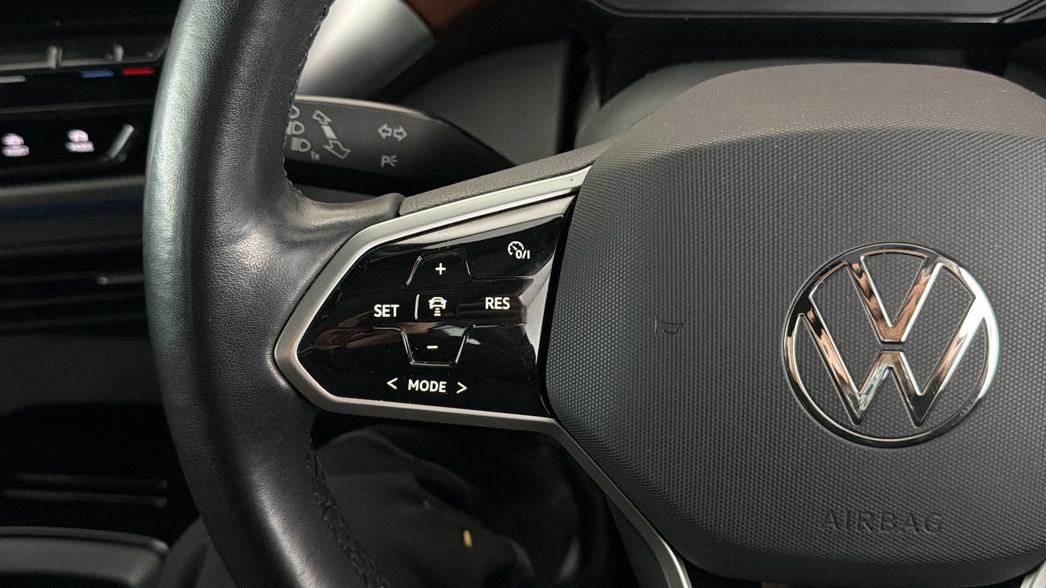 Used Volkswagen ID.4 2022 for sale - 77932854: Photo 23