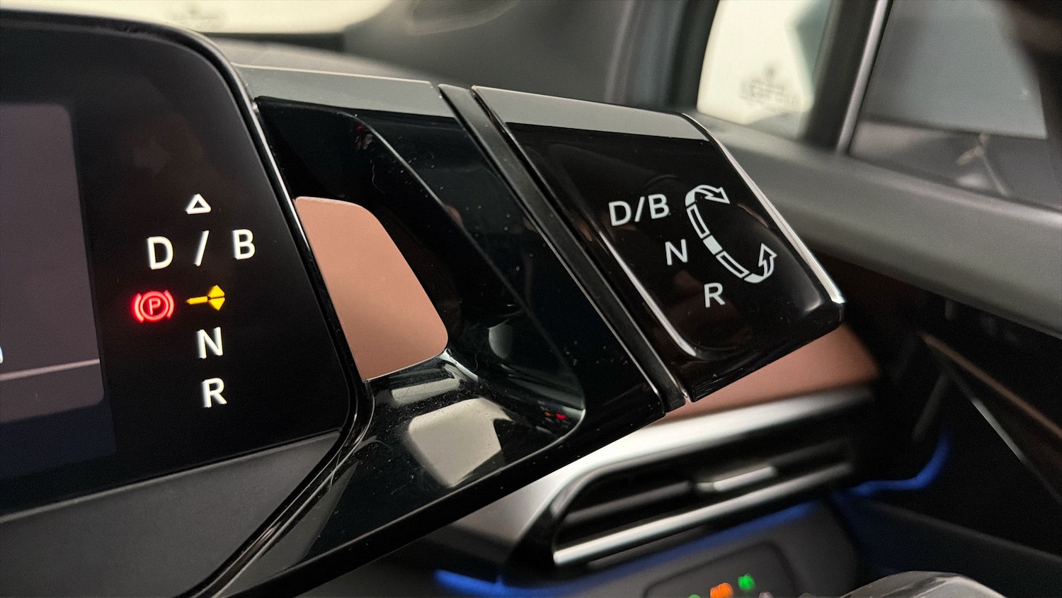 Used Volkswagen ID.4 2022 for sale - 77932854: Photo 25