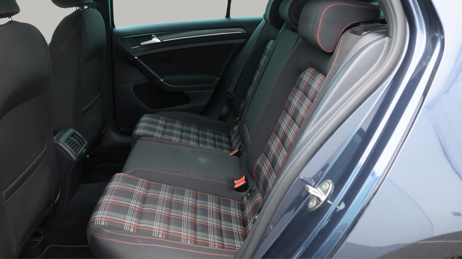 Used Volkswagen Golf 2017 for sale - 76260072: Photo 17