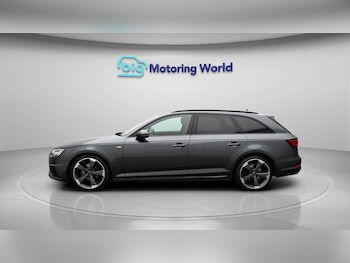Used Audi A4 Avant 2019 for sale - 78357652: Photo