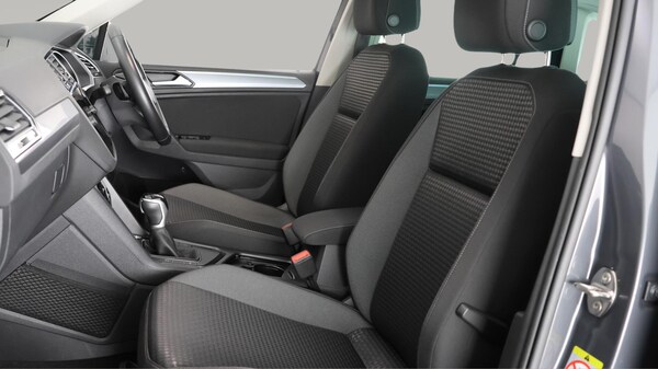 Used Volkswagen Tiguan 2021 for sale - 75990725: Photo 15
