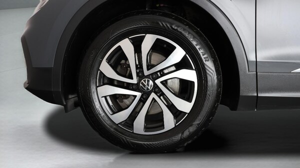 Used Volkswagen Tiguan 2021 for sale - 75990725: Photo 19