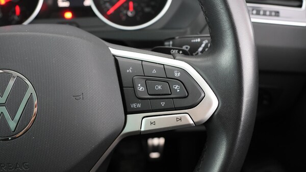 Used Volkswagen Tiguan 2021 for sale - 75990725: Photo 25