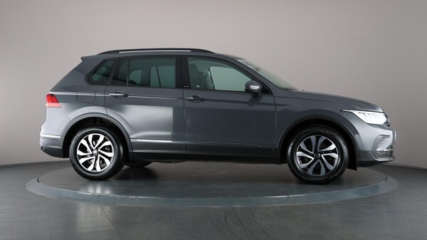 Used Volkswagen Tiguan 2021 for sale - 75990725: Photo 61