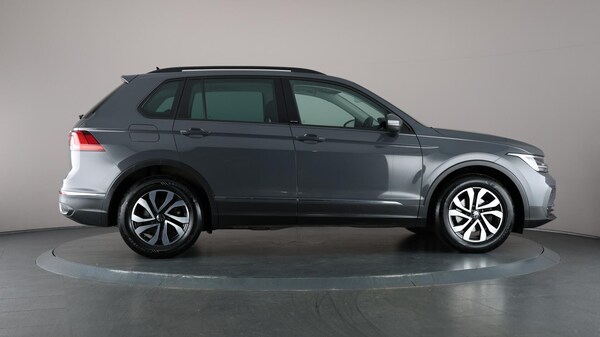 Used Volkswagen Tiguan 2021 for sale - 75990725: Photo 63