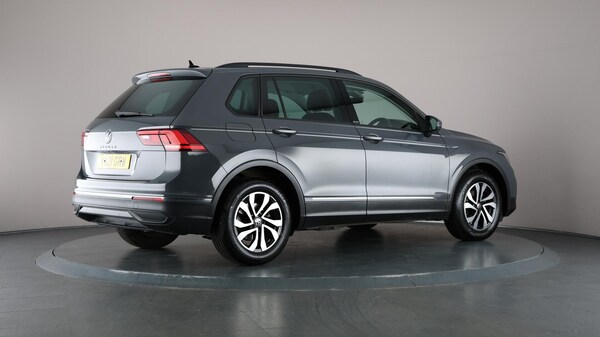 Used Volkswagen Tiguan 2021 for sale - 75990725: Photo 67