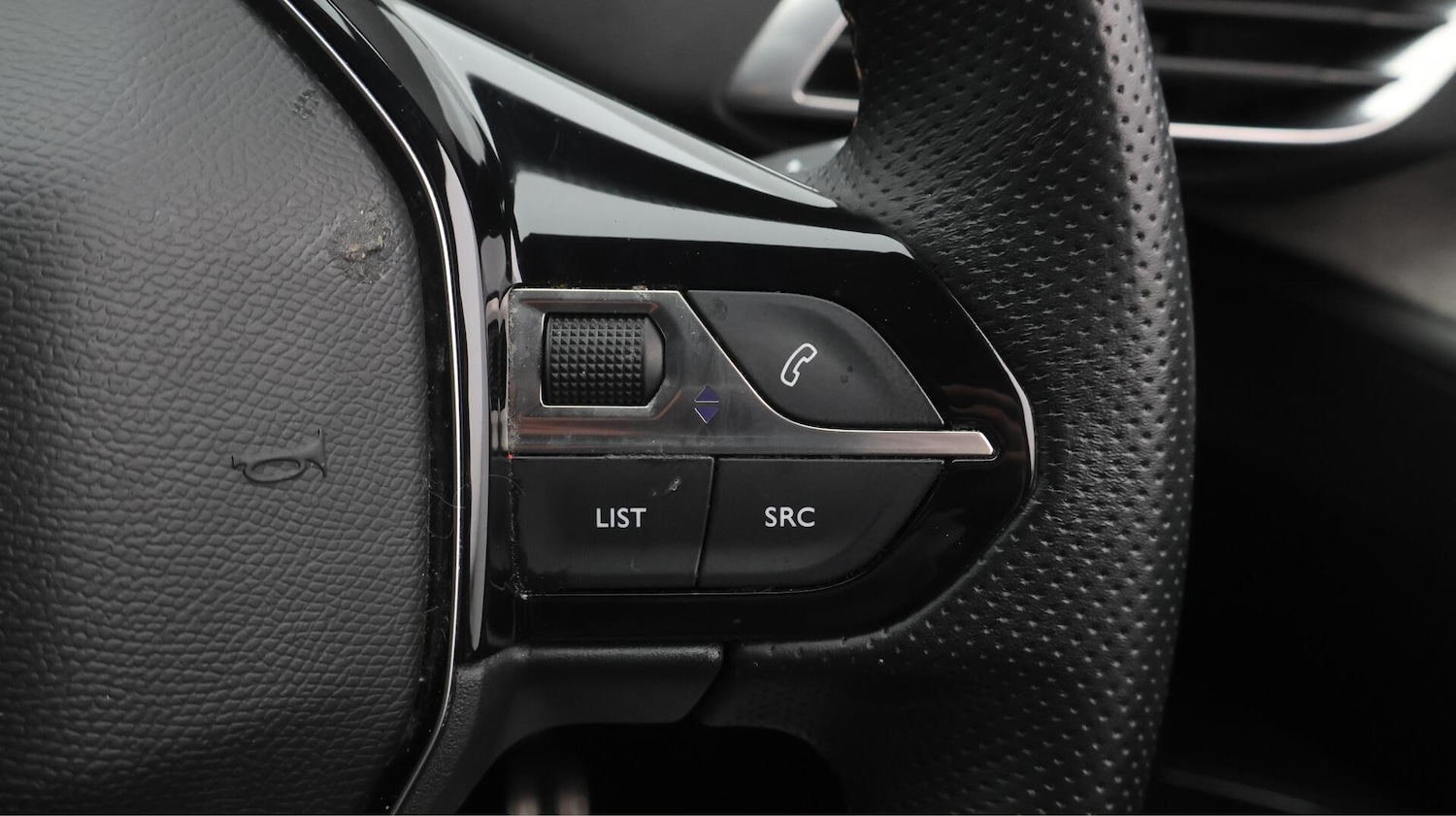 Used Peugeot 5008 2022 for sale - 76714871: Photo 27