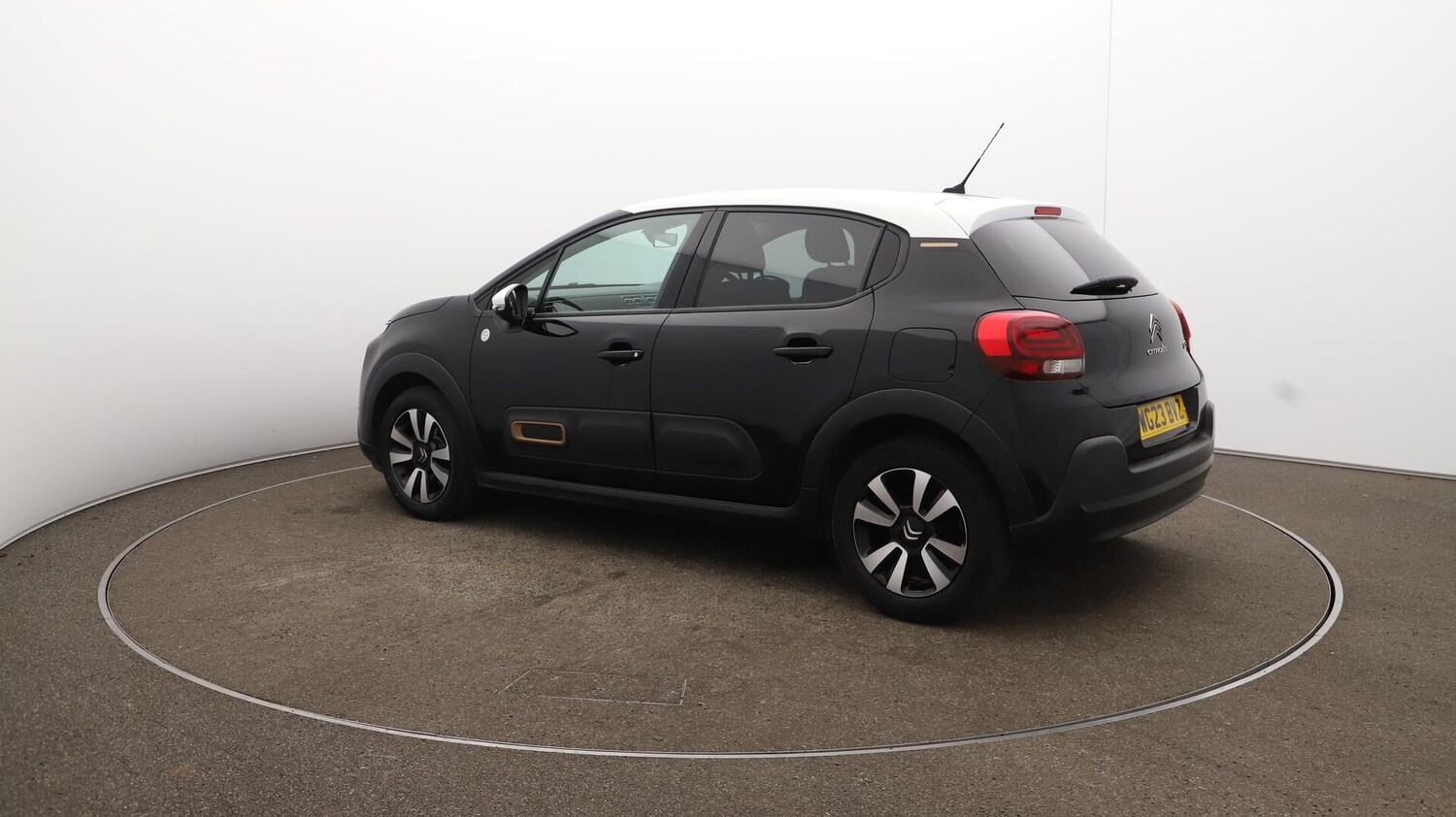 Vehicle 35