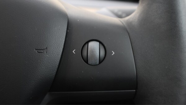 Used Tesla Model 3 2021 for sale - 76226898: Photo 24