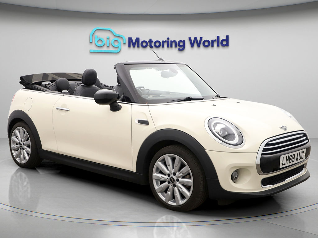 Used MINI Convertible 2019 for sale - 76815509: Photo 16