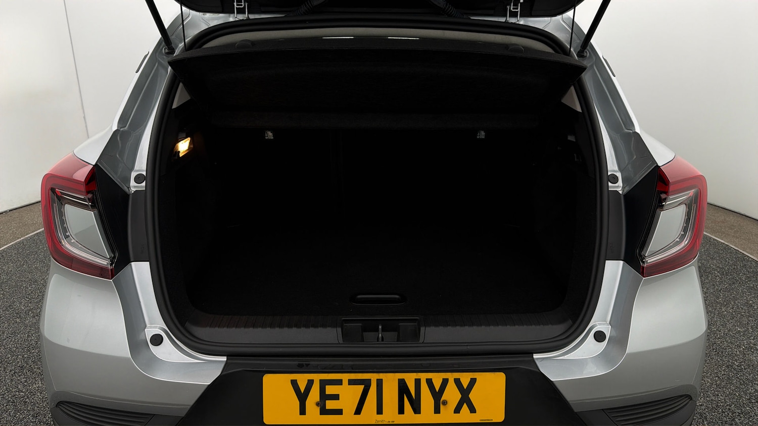 Used Renault Captur 2021 for sale - 78209693: Photo 16