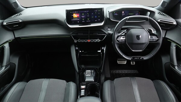 Used Peugeot 2008 2023 for sale - 76270284: Photo 14