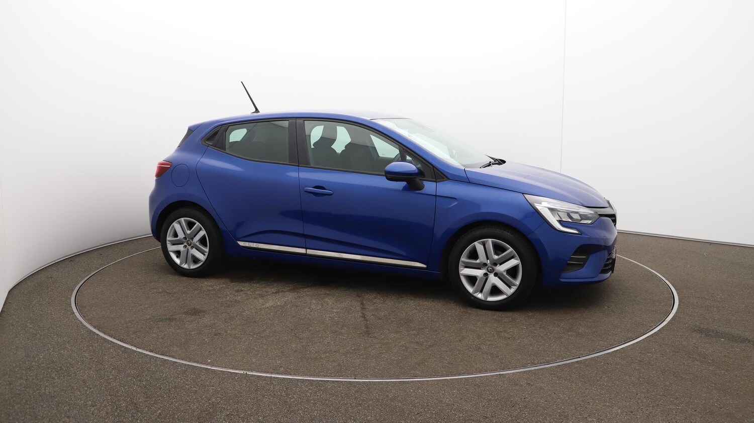 Used Renault Clio 2021 for sale - 76562517: Photo 44