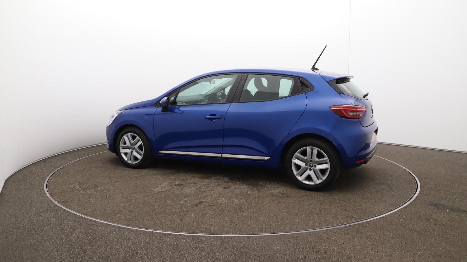 Used Renault Clio 2021 for sale - 76562517: Photo 45