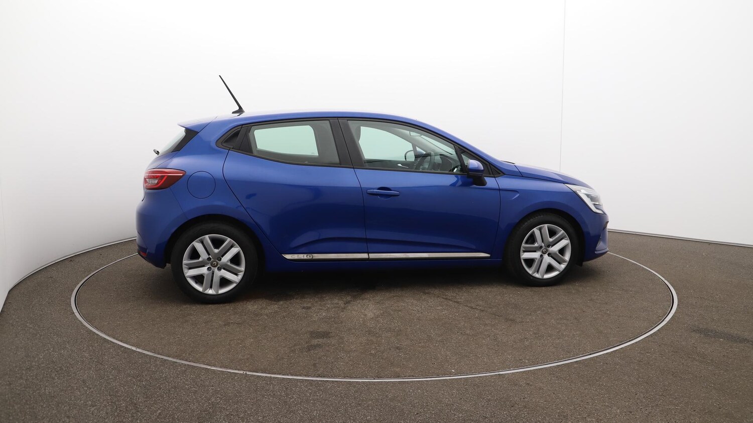 Used Renault Clio 2021 for sale - 76562517: Photo 48