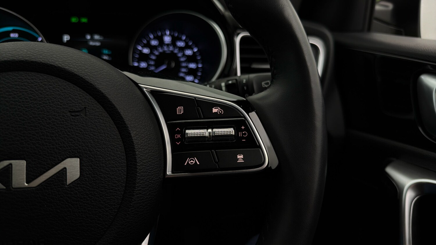 Used Kia XCeed 2023 for sale - 77931114: Photo 24