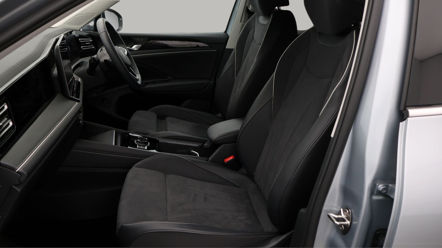 Used Volkswagen Tiguan 2025 for sale - 77220647: Photo 14