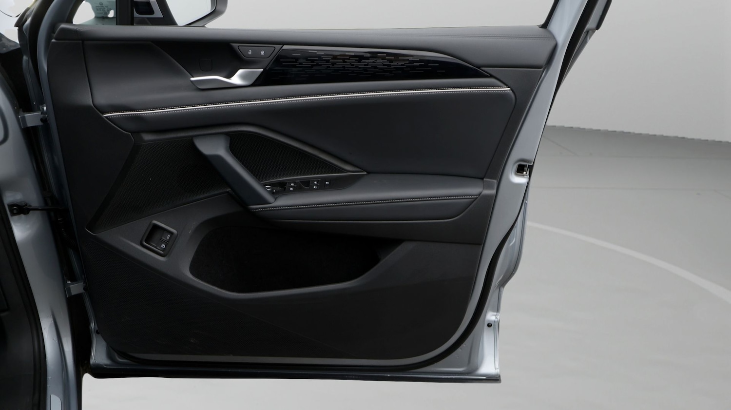 Used Volkswagen Tiguan 2025 for sale - 77220647: Photo 15