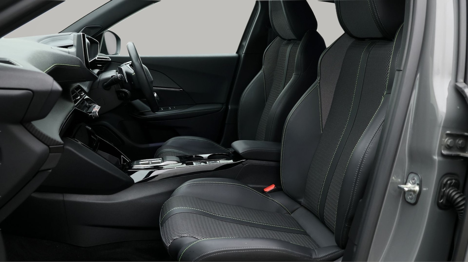 Used Peugeot 2008 2024 for sale - 77260687: Photo 14