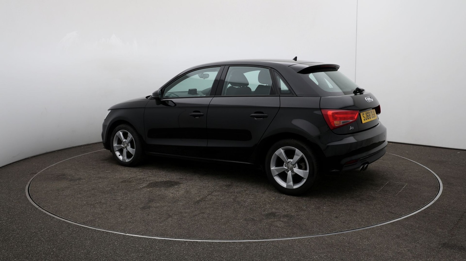 Used Audi A1 2018 for sale - 76815249: Photo 26