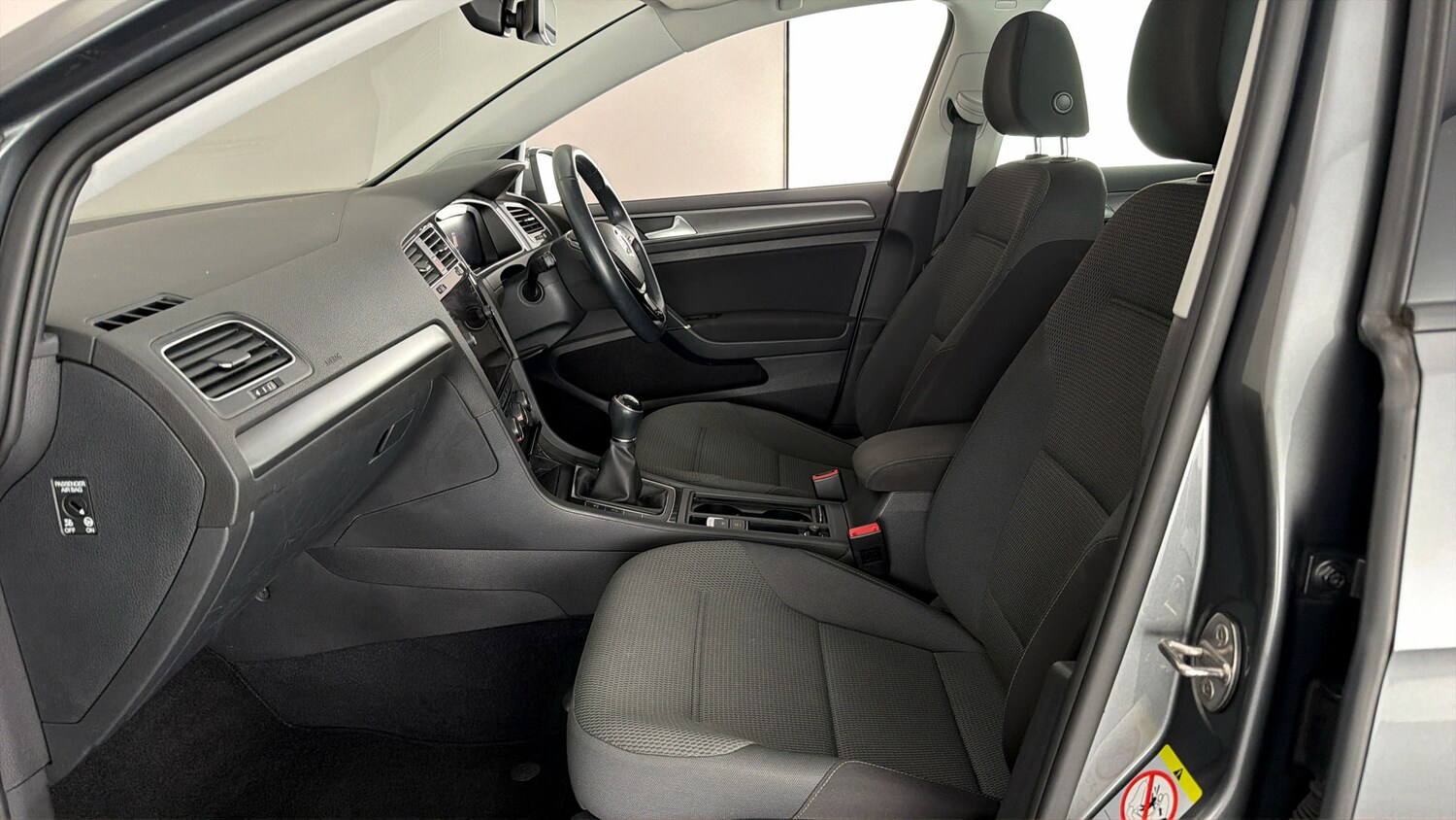 Used Volkswagen Golf 2018 for sale - 77934917: Photo 12