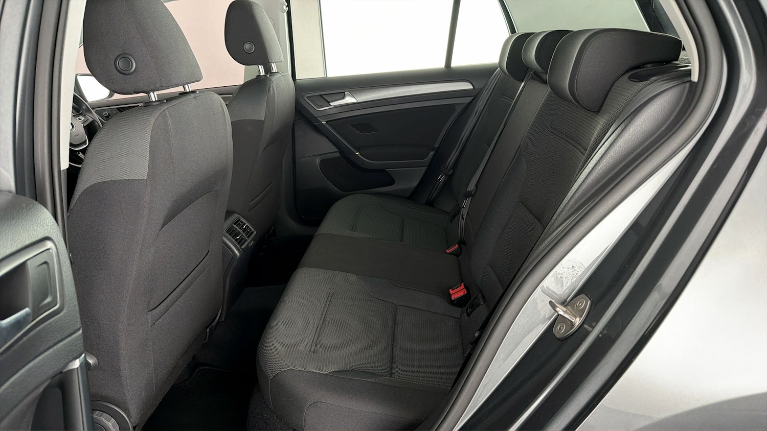 Used Volkswagen Golf 2018 for sale - 77934917: Photo 14