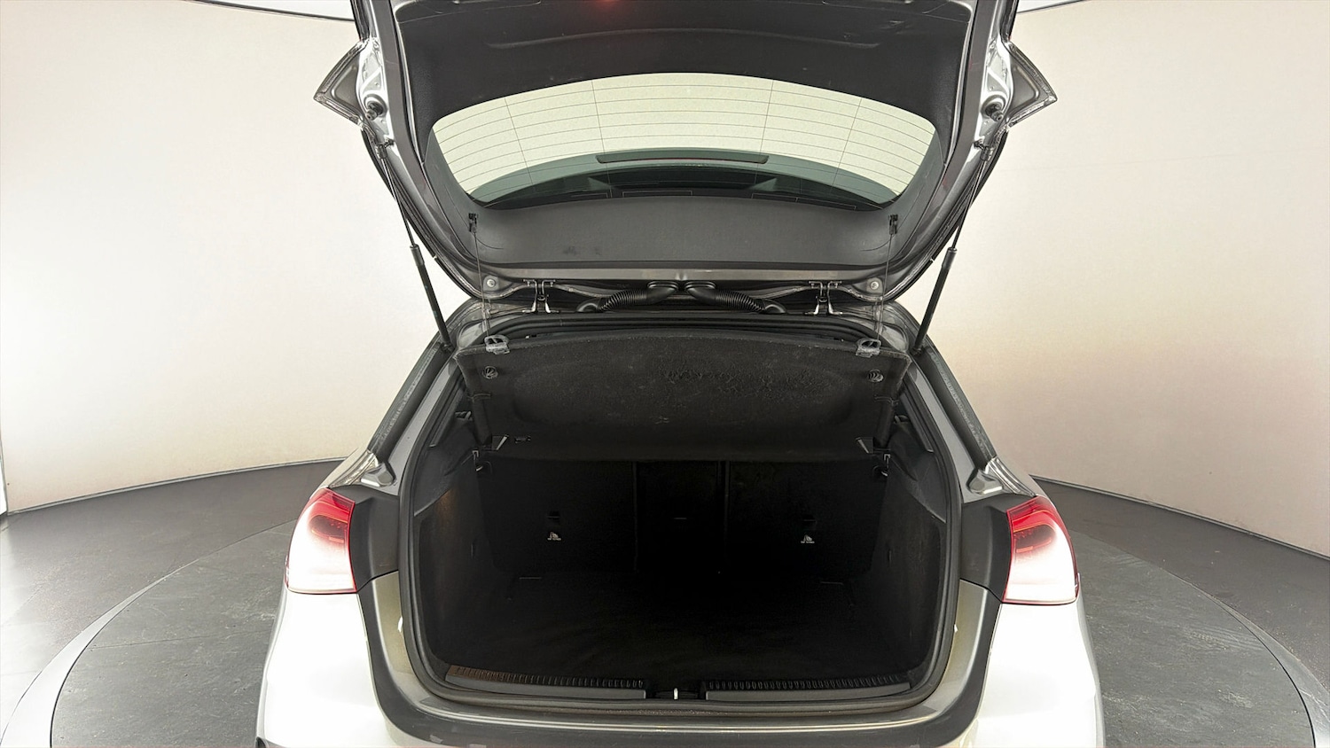 Used Mercedes-Benz A-Class 2018 for sale - 77762895: Photo 17