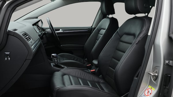 Used Volkswagen Golf 2019 for sale - 76167059: Photo 15